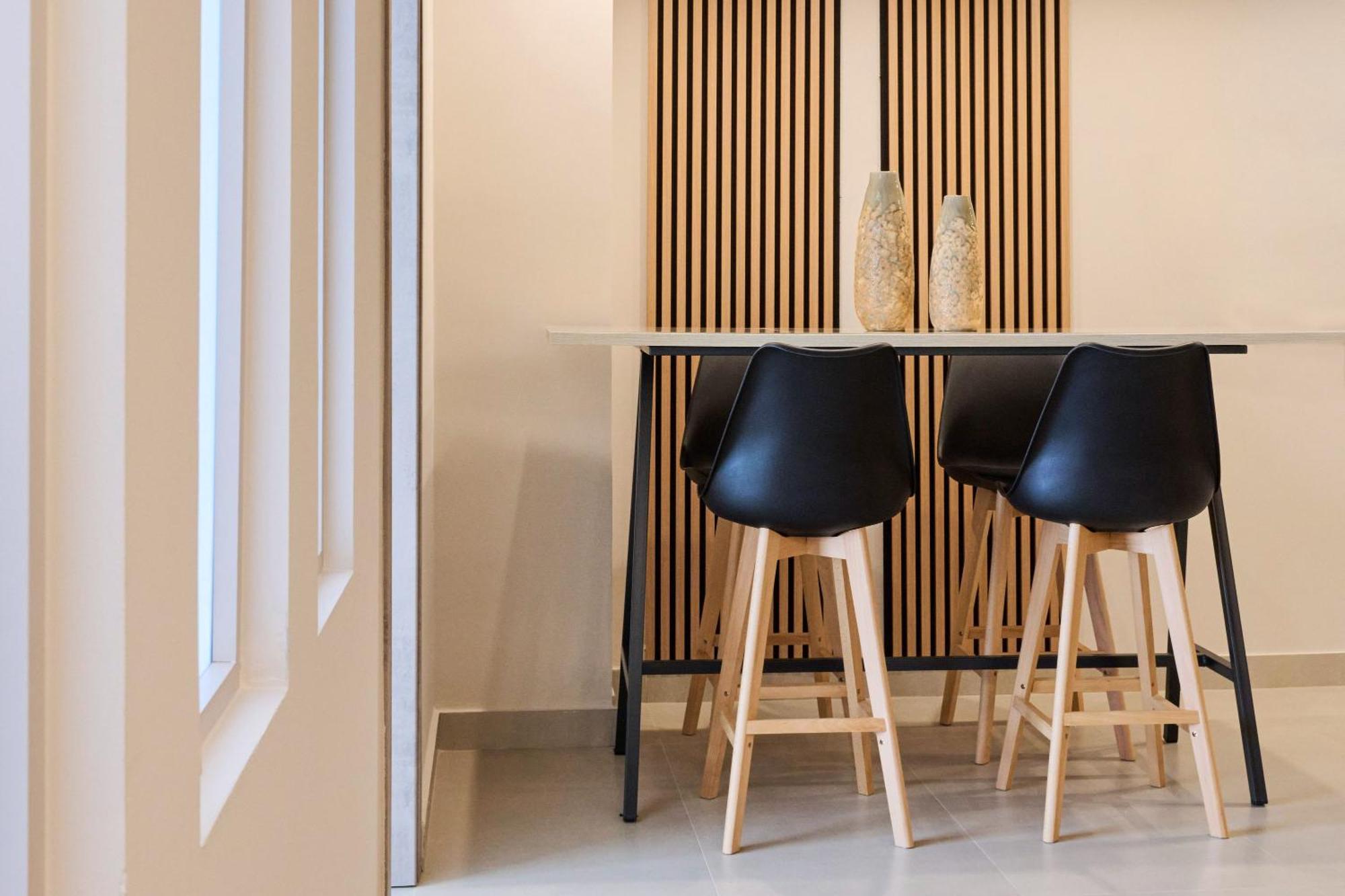 Acropolis Muses - Downtown Luxury Apartments เอเธนส์ ภายนอก รูปภาพ