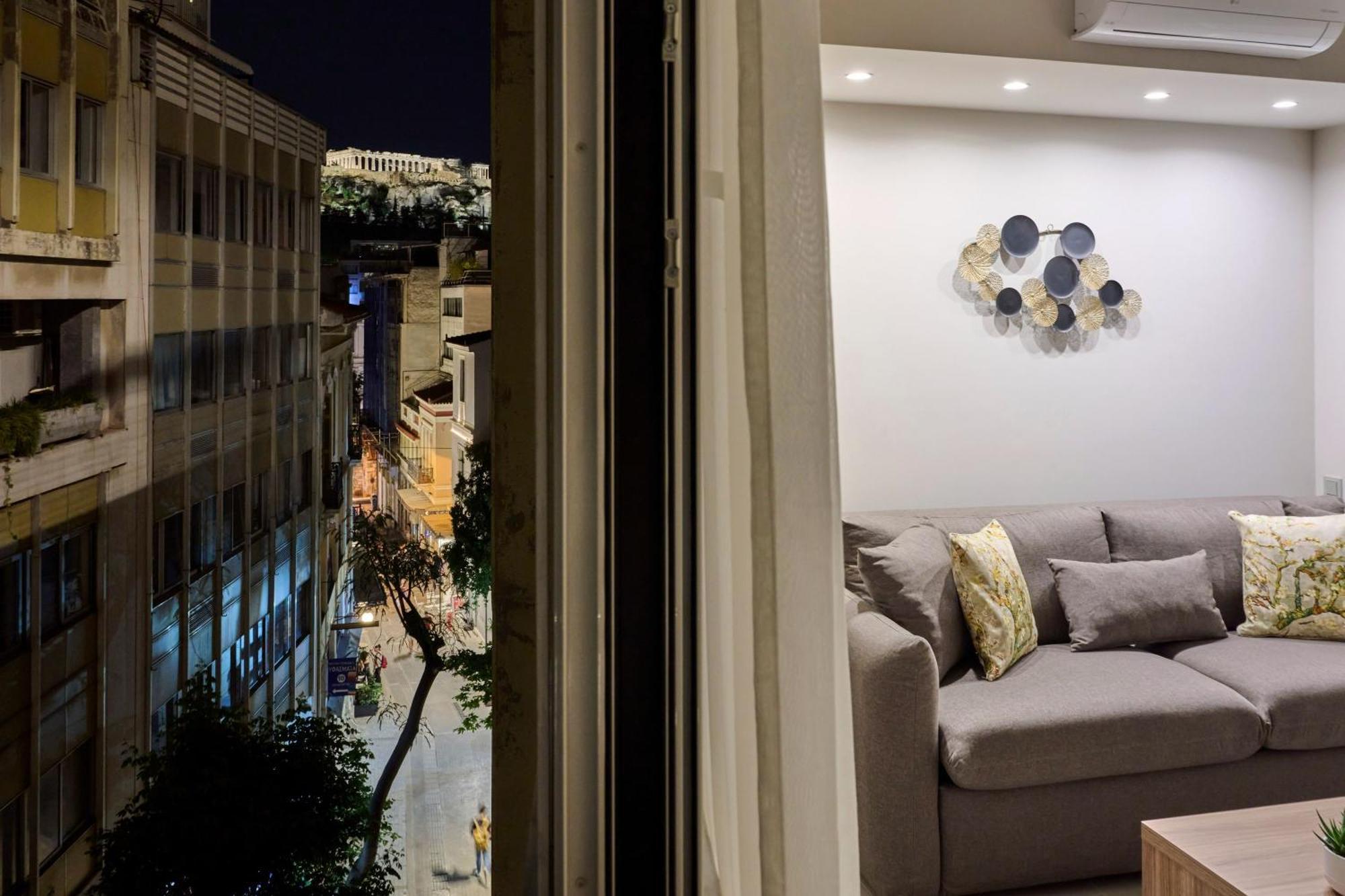 Acropolis Muses - Downtown Luxury Apartments เอเธนส์ ภายนอก รูปภาพ