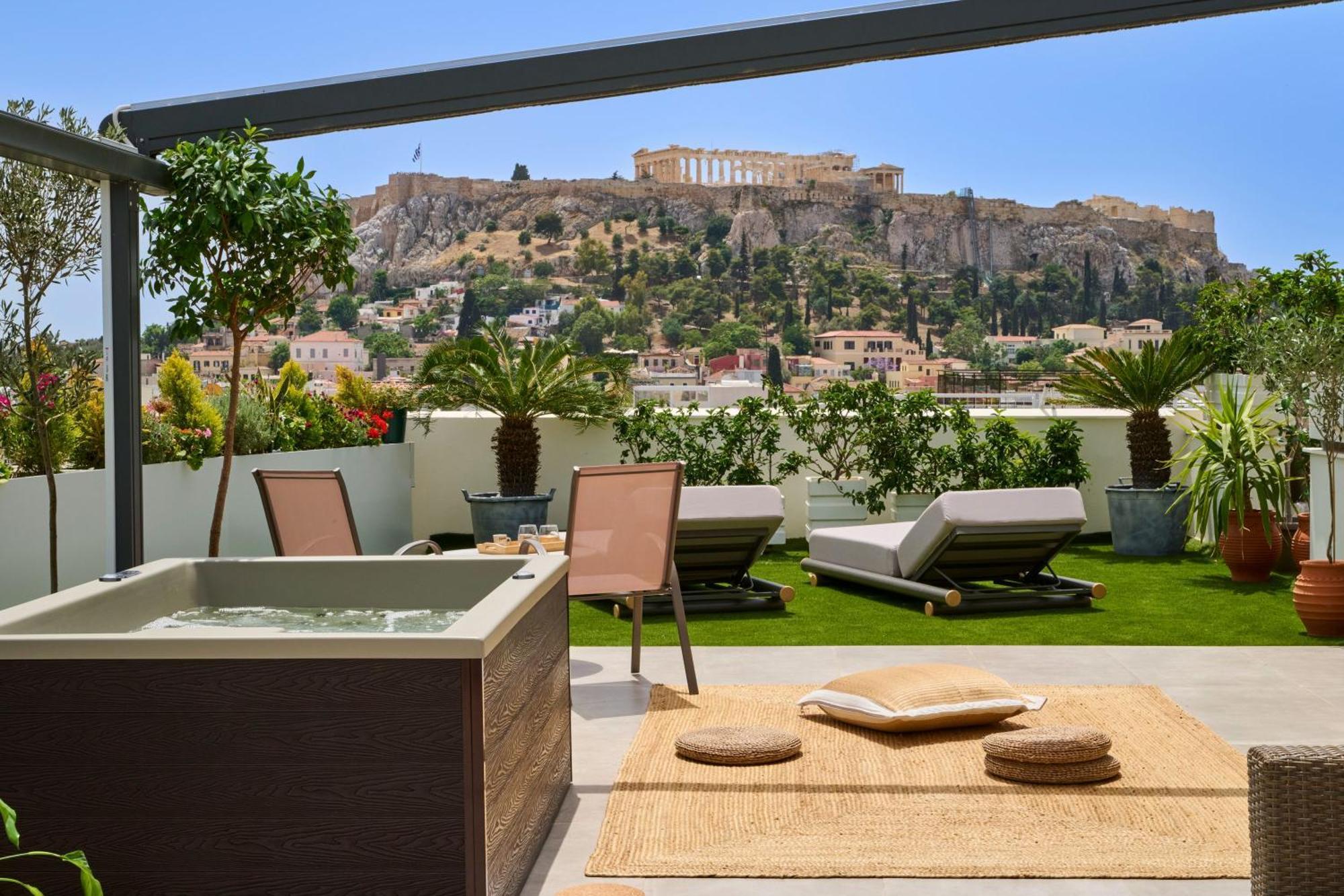 Acropolis Muses - Downtown Luxury Apartments เอเธนส์ ภายนอก รูปภาพ