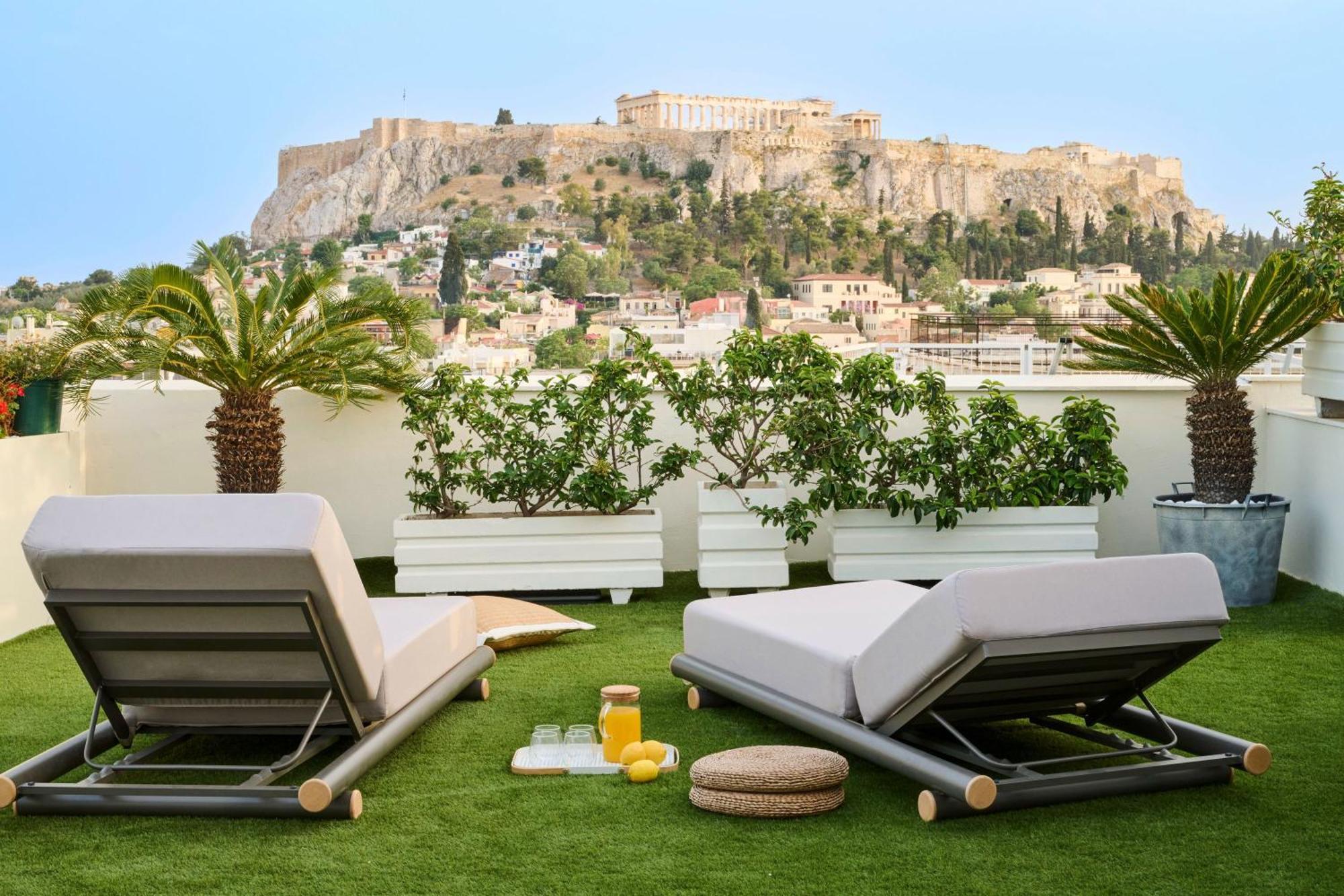 Acropolis Muses - Downtown Luxury Apartments เอเธนส์ ภายนอก รูปภาพ