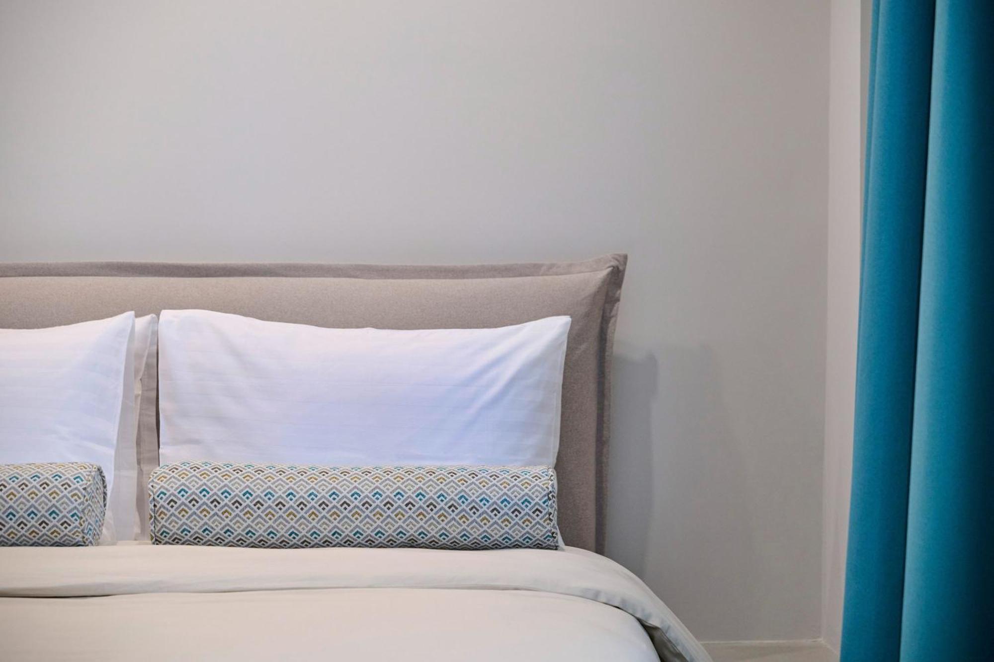 Acropolis Muses - Downtown Luxury Apartments เอเธนส์ ภายนอก รูปภาพ