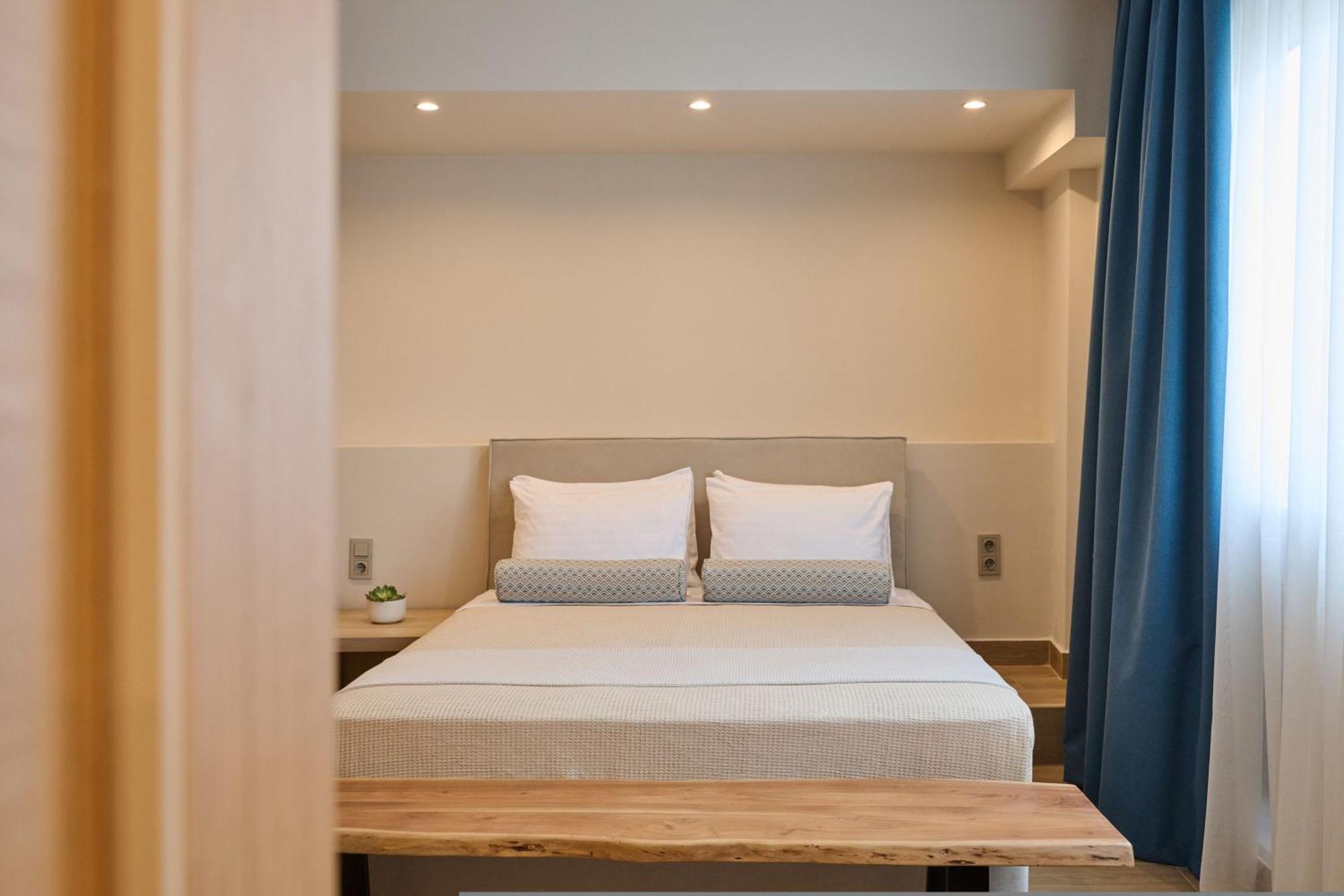 Acropolis Muses - Downtown Luxury Apartments เอเธนส์ ภายนอก รูปภาพ