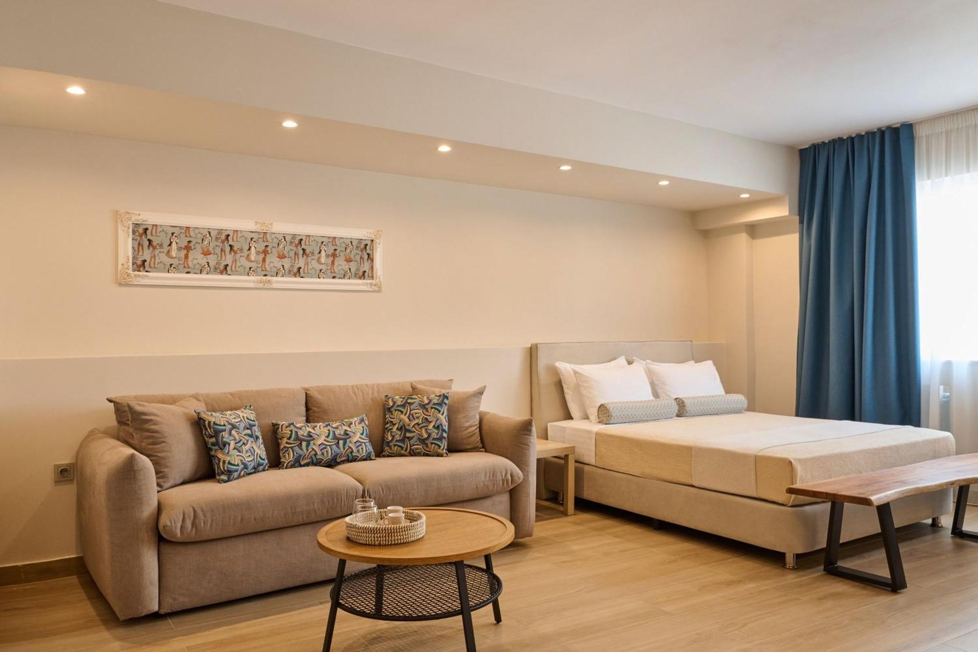 Acropolis Muses - Downtown Luxury Apartments เอเธนส์ ภายนอก รูปภาพ